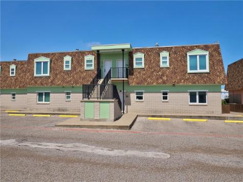 700 Island Retreat 33 Port Aransas TX 78373