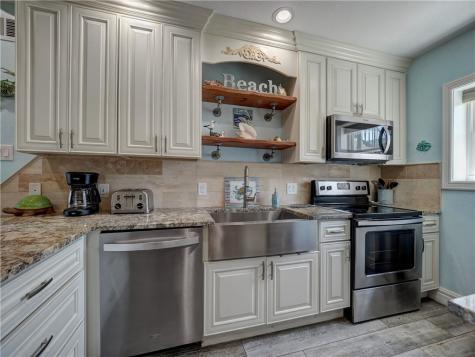 700 Island Retreat 33 Port Aransas TX 78373
