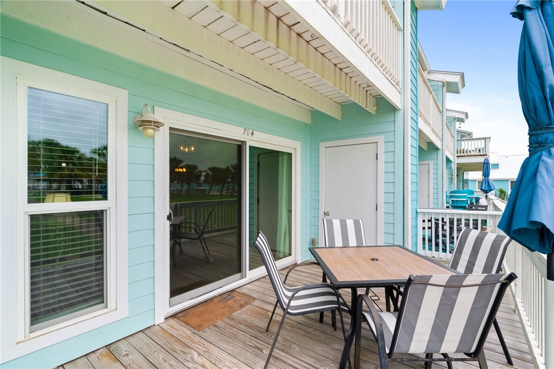 2292 N Fulton Beach Road 704 Rockport TX 78382