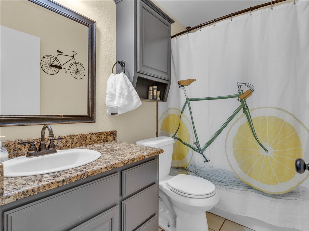 2052 Hidden Lake Avenue Corpus Christi TX 78412