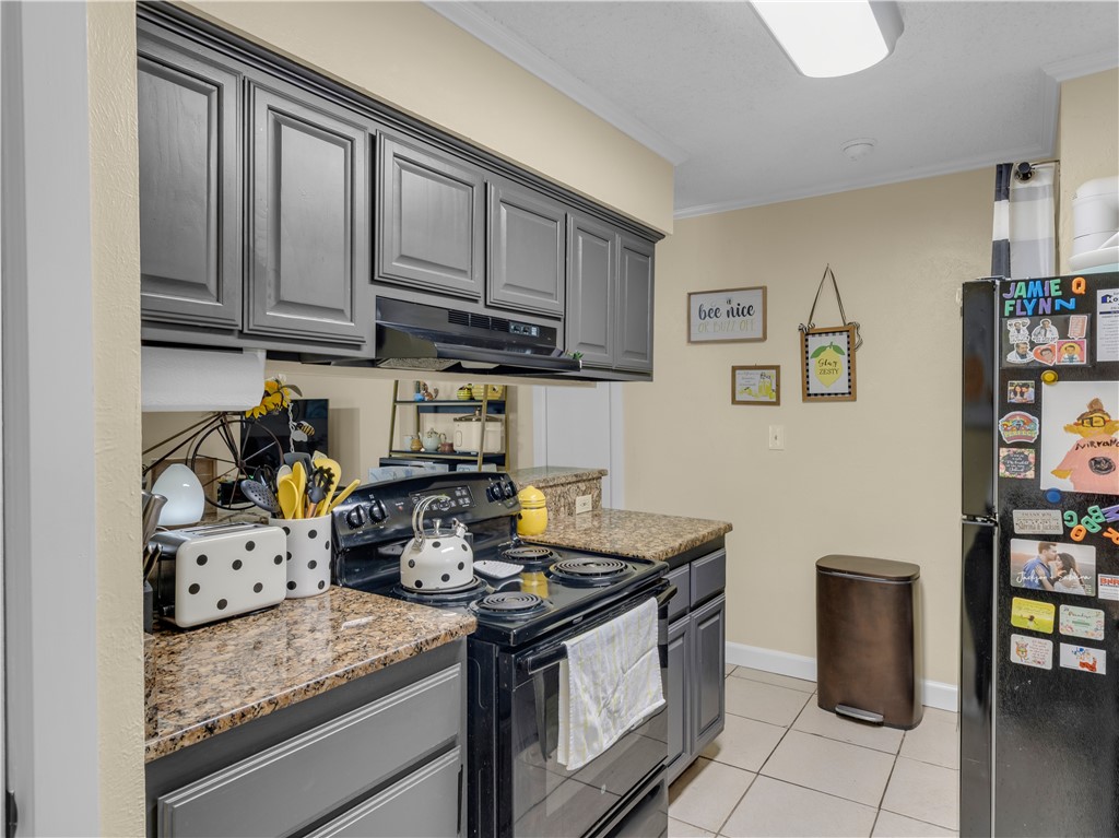 2052 Hidden Lake Avenue Corpus Christi TX 78412