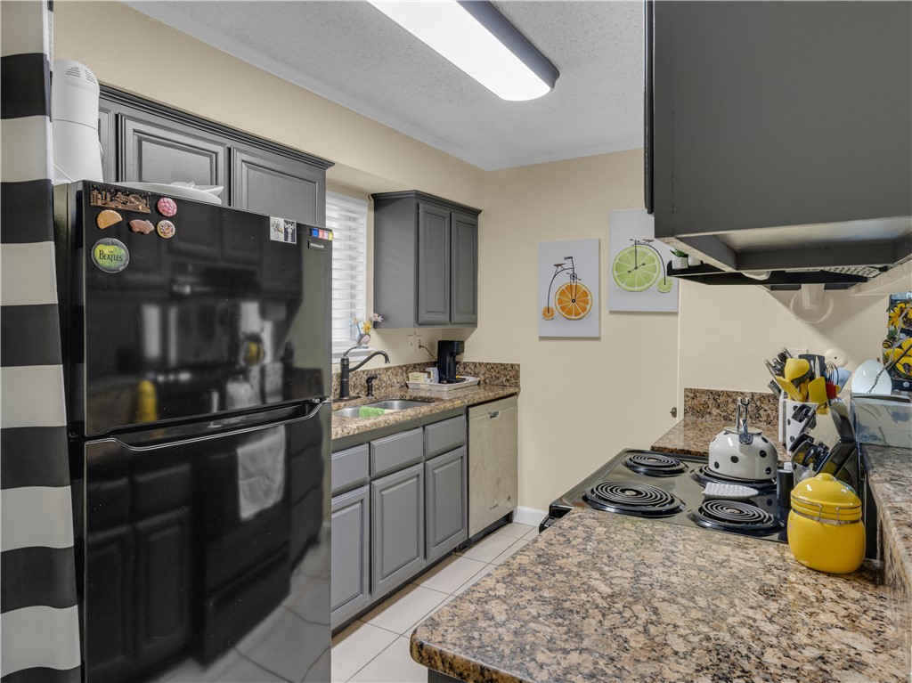 2052 Hidden Lake Avenue Corpus Christi TX 78412