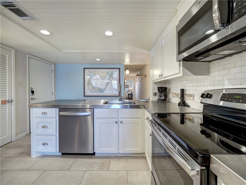 1419 S 11th Street 102 Port Aransas TX 78373
