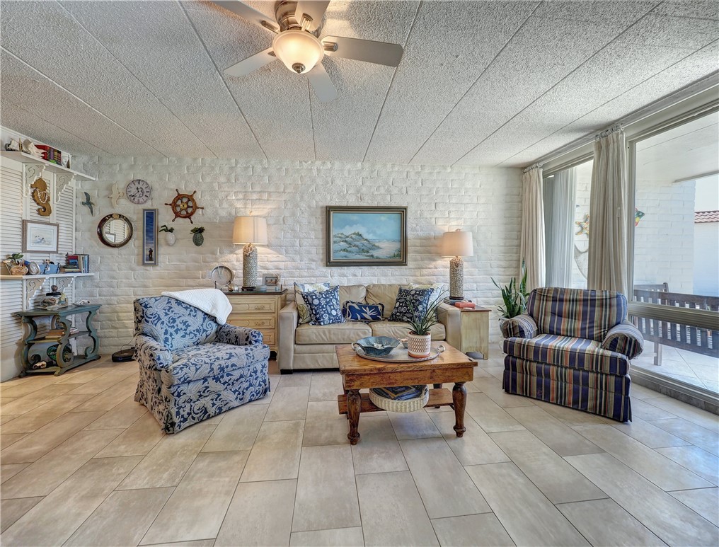 1419 S 11th Street 102 Port Aransas TX 78373