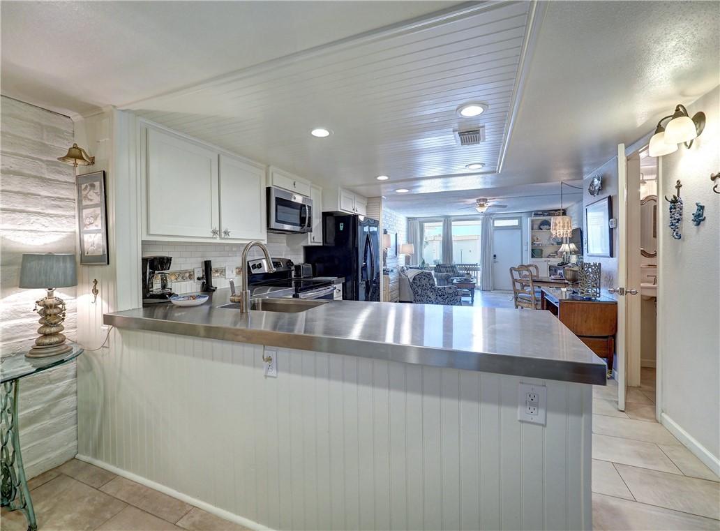 1419 S 11th Street 102 Port Aransas TX 78373