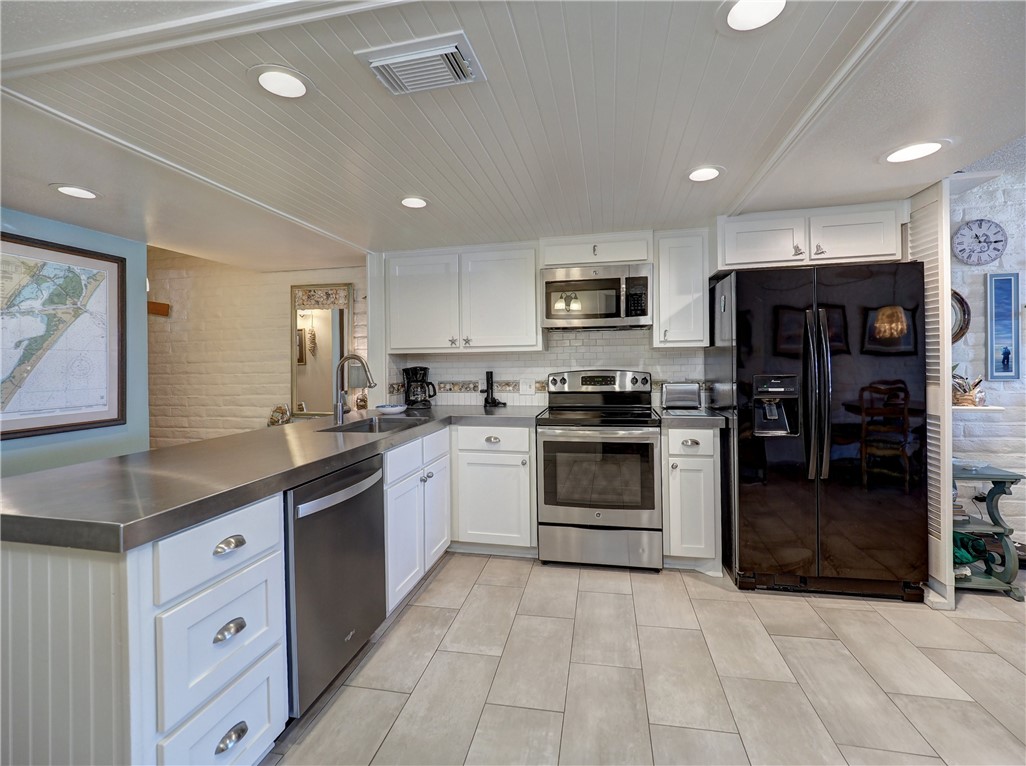 1419 S 11th Street 102 Port Aransas TX 78373