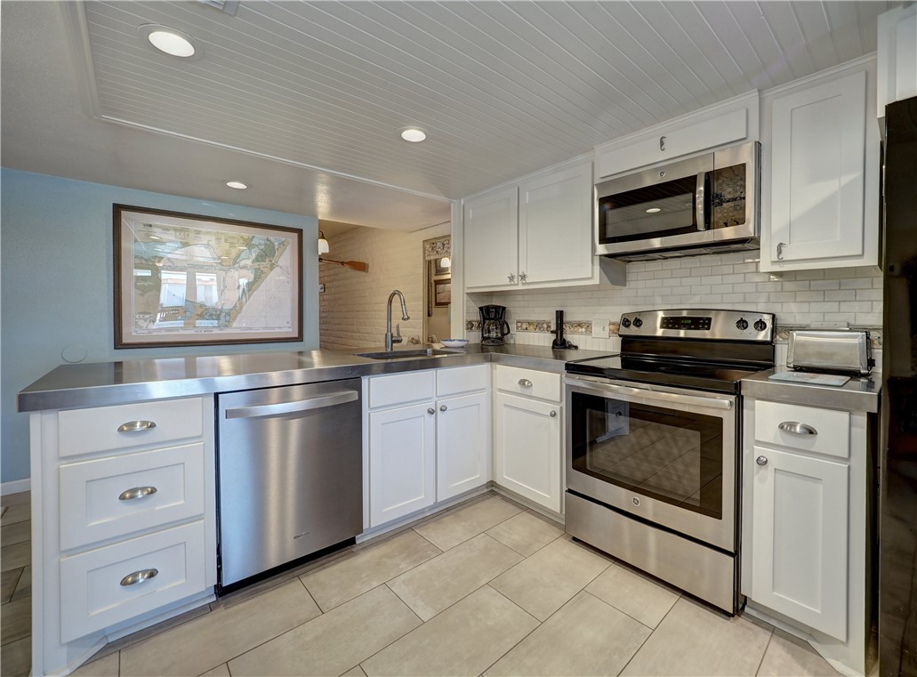 1419 S 11th Street 102 Port Aransas TX 78373