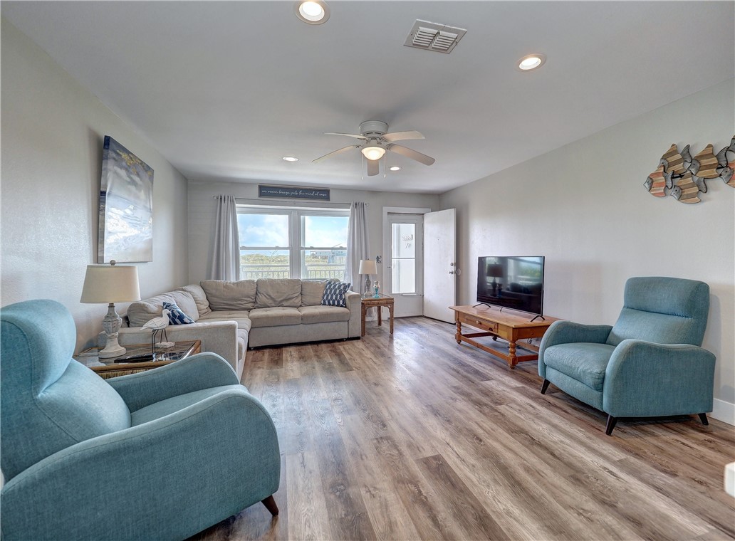 1107 S 11th Street 59 Port Aransas TX 78373