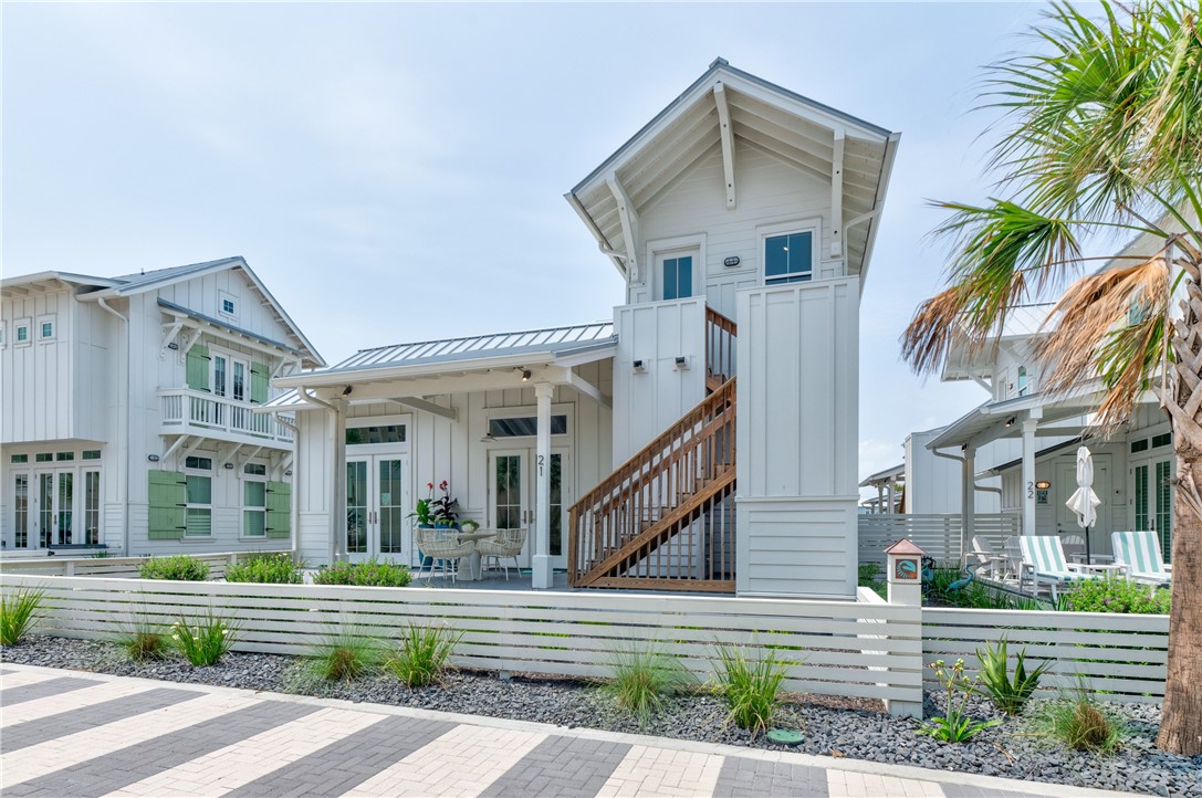 673 Center Square South 21 Port Aransas TX 78373