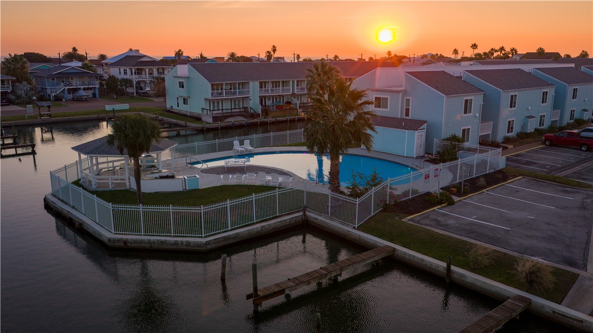 611 Lauderdale Drive 611 Rockport TX 78382