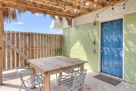 134 N Alister Street 2 Port Aransas TX 78373