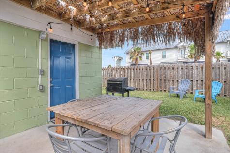 134 N Alister Street 2 Port Aransas TX 78373