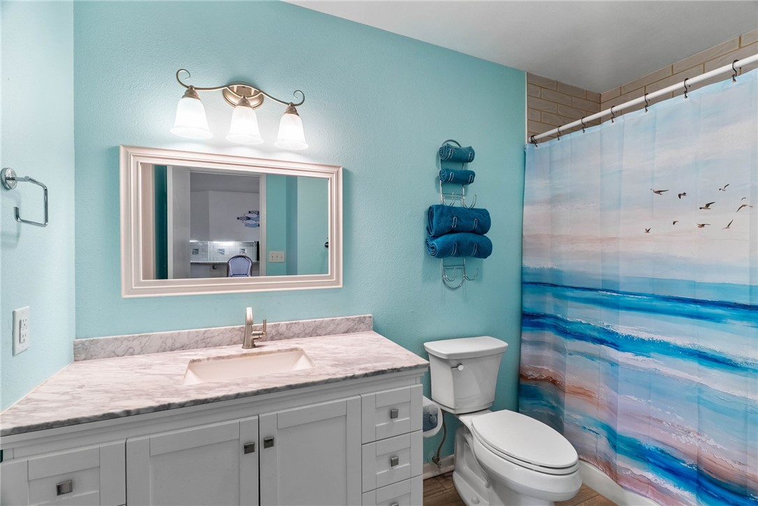 302 St Andrews K-102 Rockport TX 78382