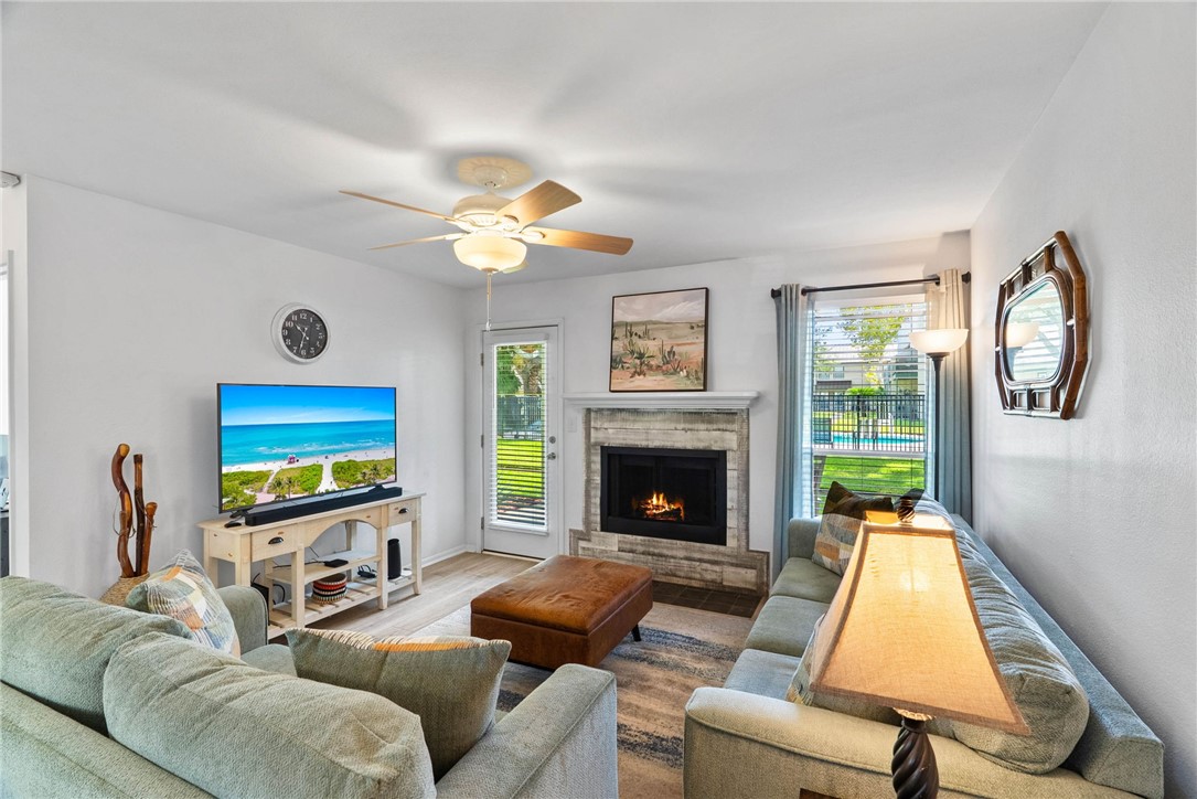 302 St Andrews K-102 Rockport TX 78382