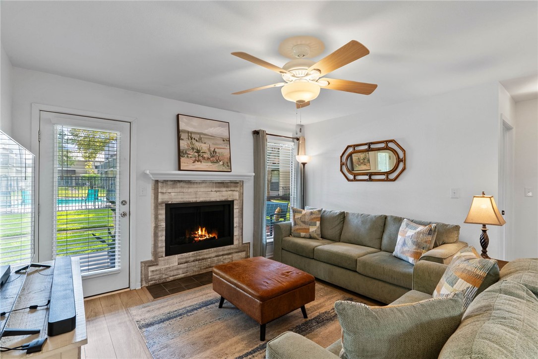 302 St Andrews K-102 Rockport TX 78382
