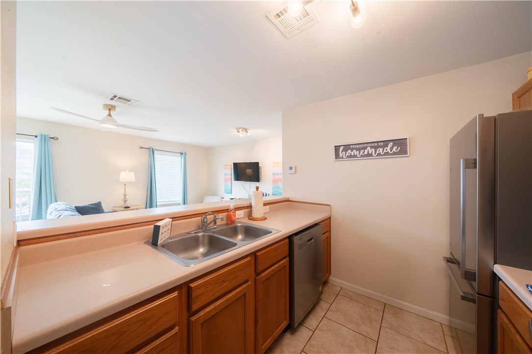 15010 Leeward Drive 9303 Corpus Christi TX 78418