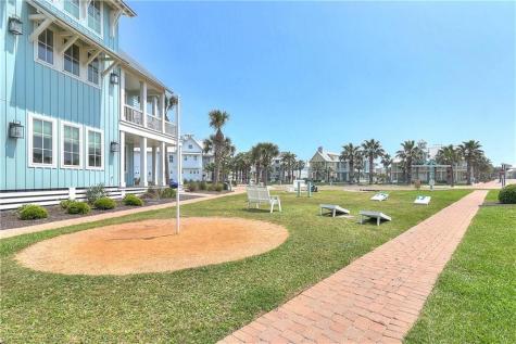 160 Social Circle 2-102 Port Aransas TX 78373