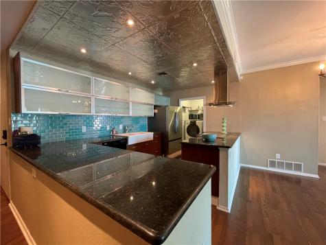 520 S Chaparral Street 301 Corpus Christi TX 78401