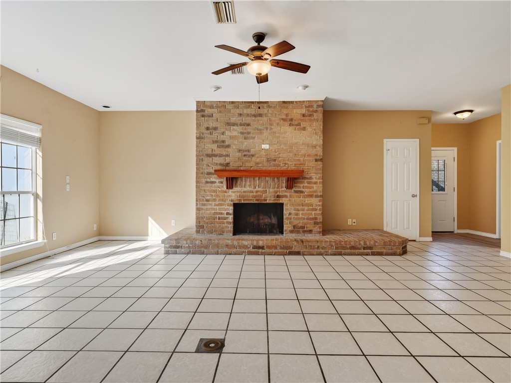 210 Oak Bay Street 904 Rockport TX 78382