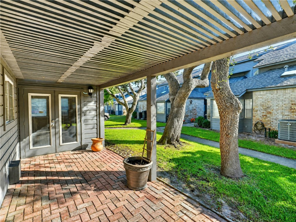 210 Oak Bay Street 904 Rockport TX 78382