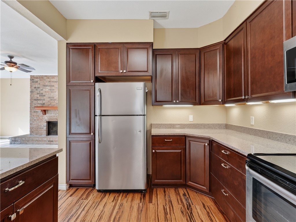210 Oak Bay Street 904 Rockport TX 78382