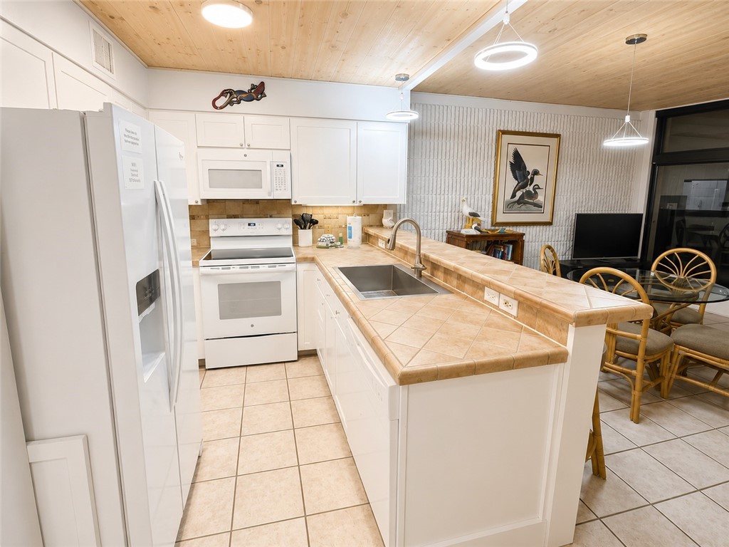 7477 State Highway 361 204 Port Aransas TX 78373