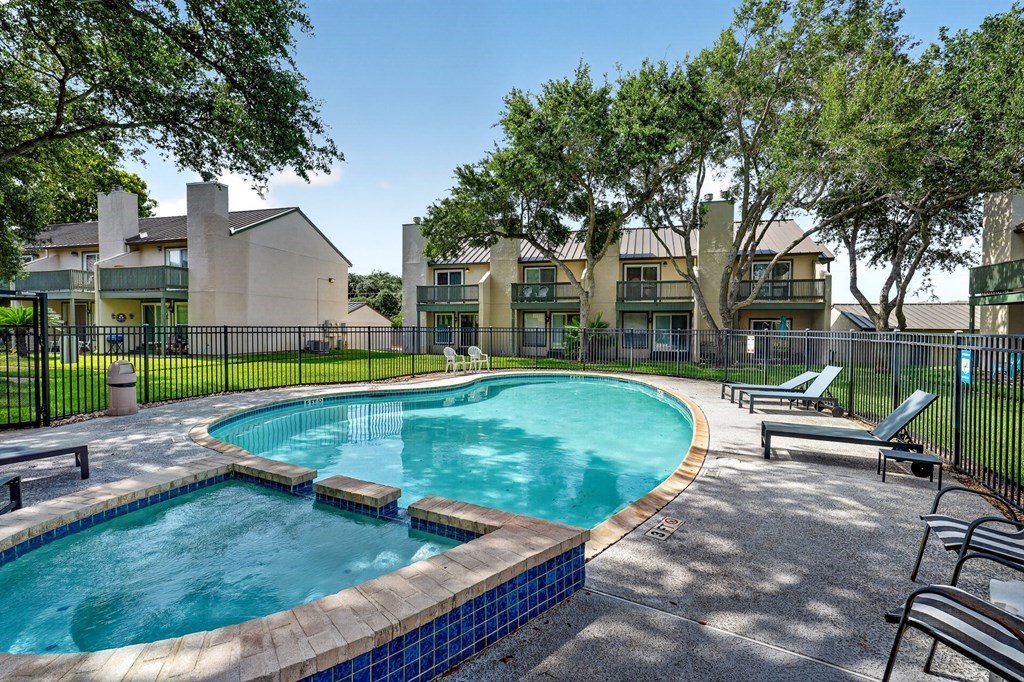 302 Saint Andrews St H101 Rockport TX 78382