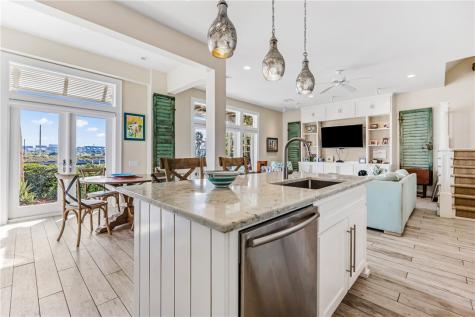 3700 Island Moorings Parkway 13 Port Aransas TX 78373