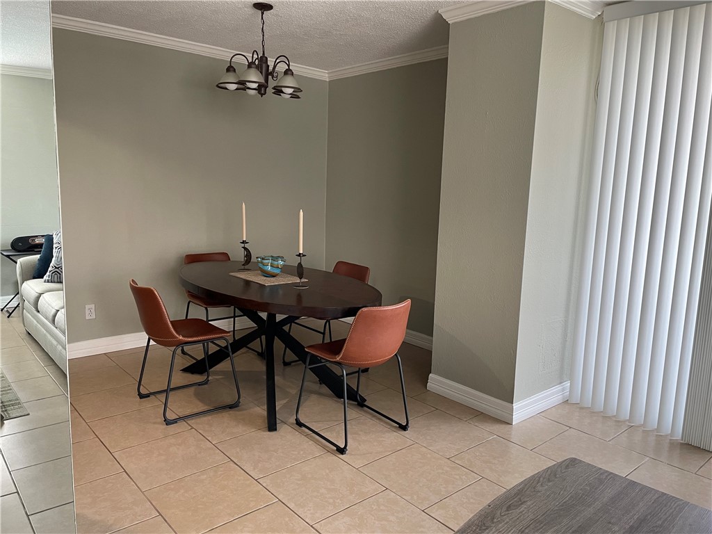 715 S Upper Broadway Street 202 Corpus Christi TX 78401