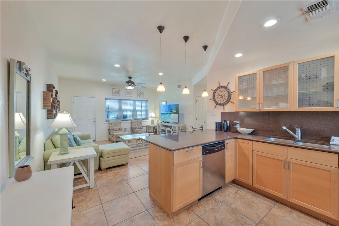 700 Island Retreat Court 38 Port Aransas TX 78373
