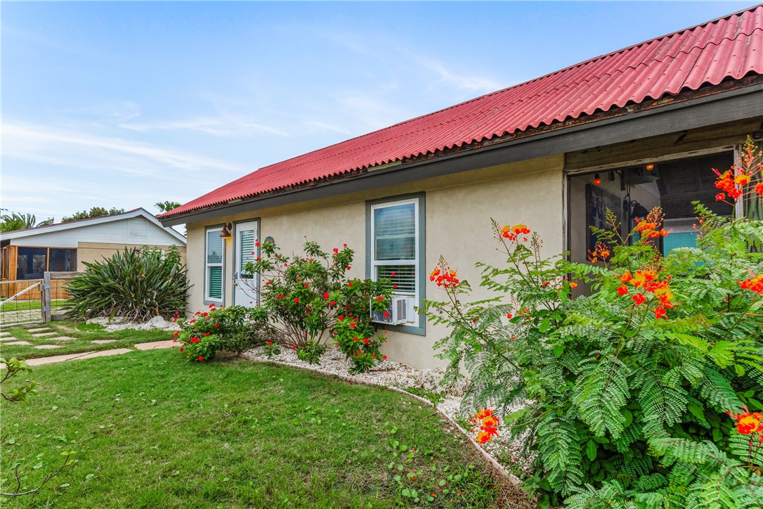 134 N Alister Street 19 Port Aransas TX 78373