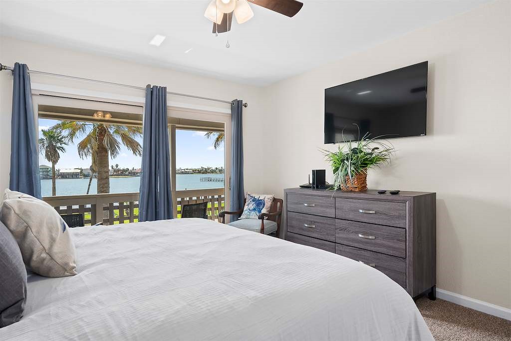 2708 Bayhouse Drive 2708 Rockport TX 78382