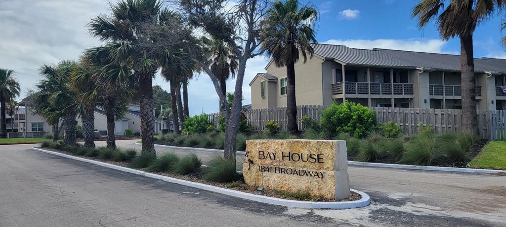 1902 Bayhouse Drive 1902 Rockport TX 78382