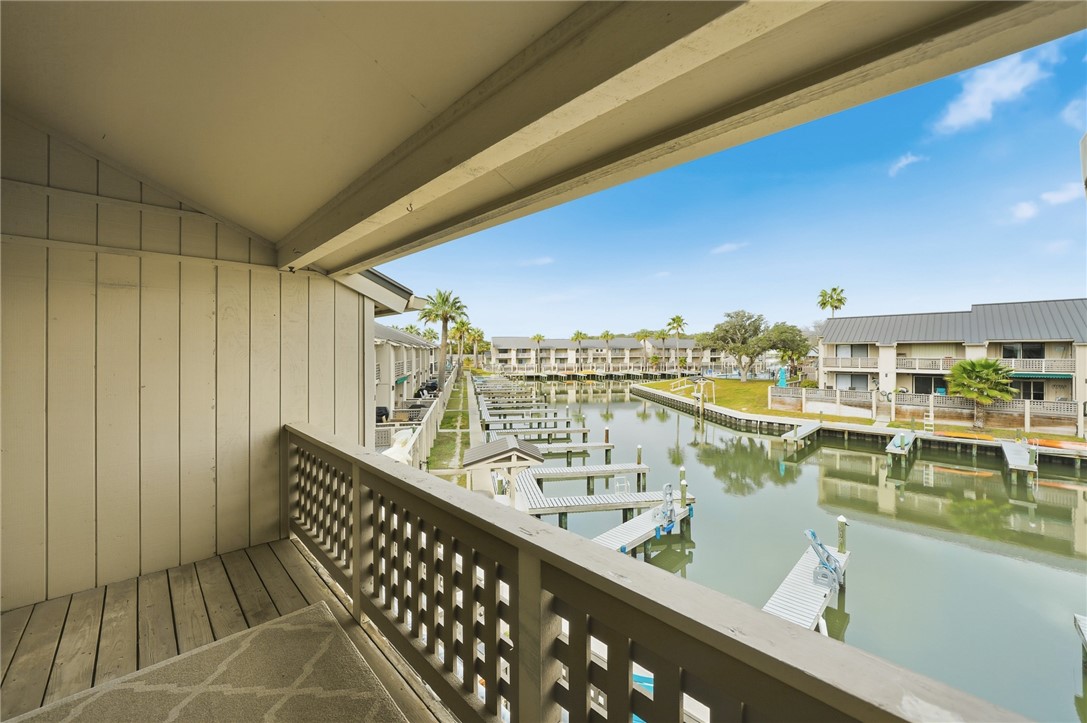 1902 Bayhouse Drive 1902 Rockport TX 78382
