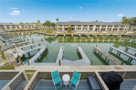 1902 Bayhouse Drive 1902 Rockport TX 78382