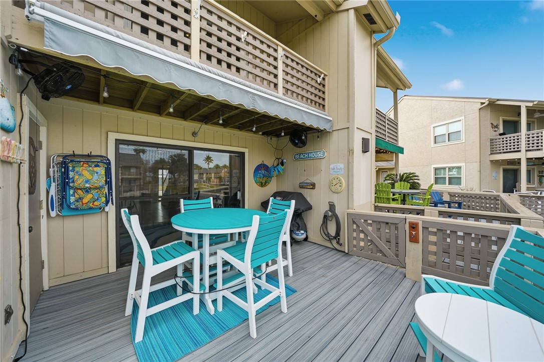 1902 Bayhouse Drive 1902 Rockport TX 78382