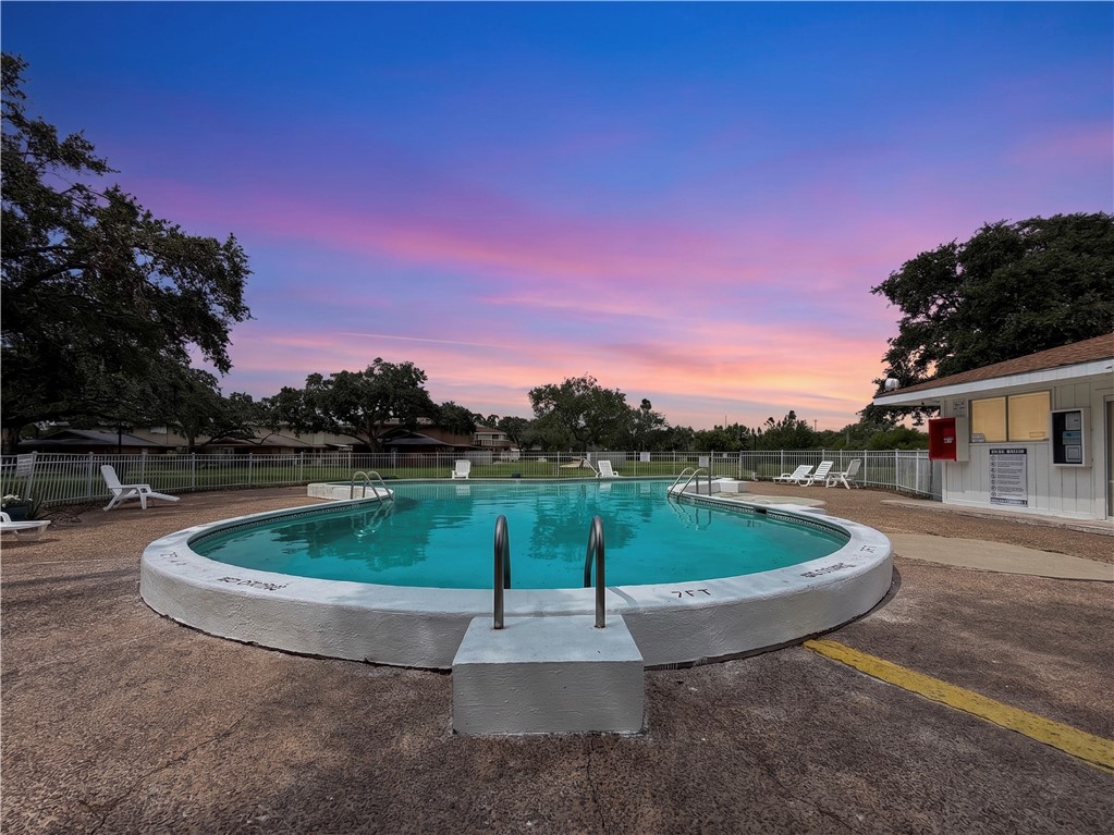 6124 Hidden Oaks Corpus Christi TX 78412
