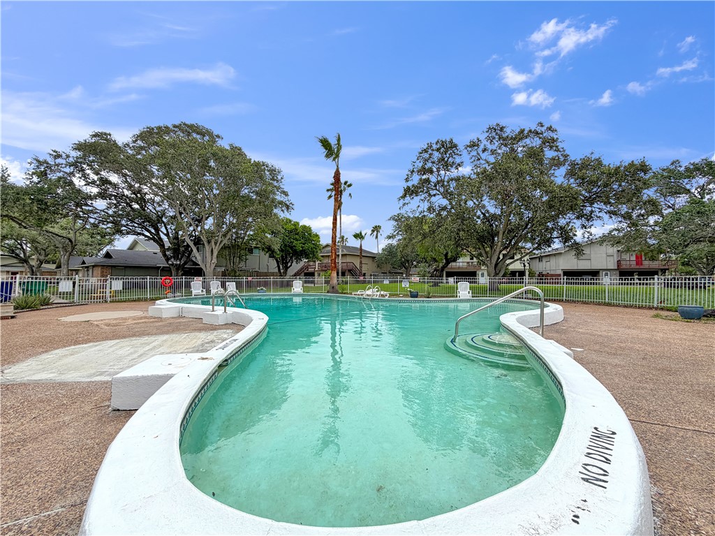 6124 Hidden Oaks Corpus Christi TX 78412