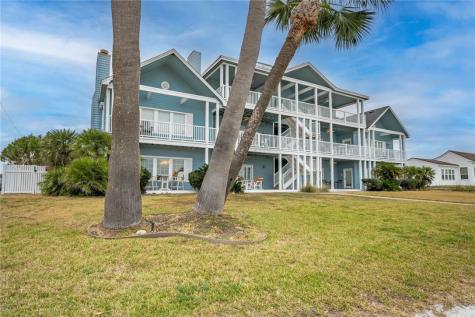 627 S Water Street 101 Rockport TX 78382