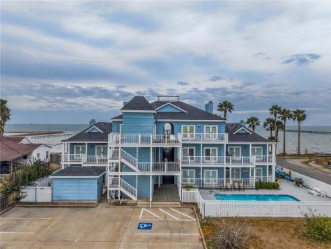 627 S Water Street 101 Rockport TX 78382