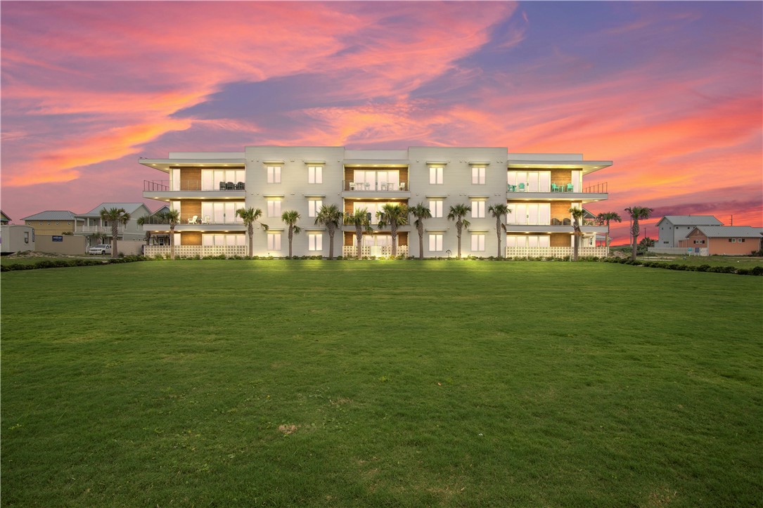 Port Aransas TX, 630 Center Square West, Unit 202