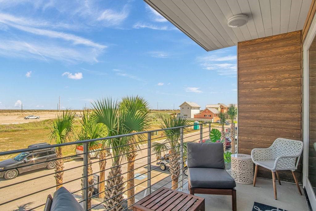 630 Center Square West 202 Port Aransas TX 78373