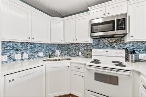 6021 State Highway 361 102 Port Aransas TX 78373