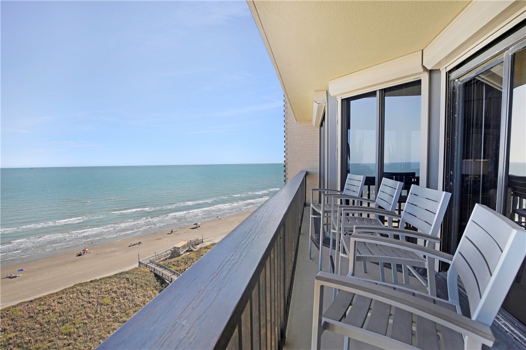 6745 Seacomber Drive 1102 Port Aransas TX 78373