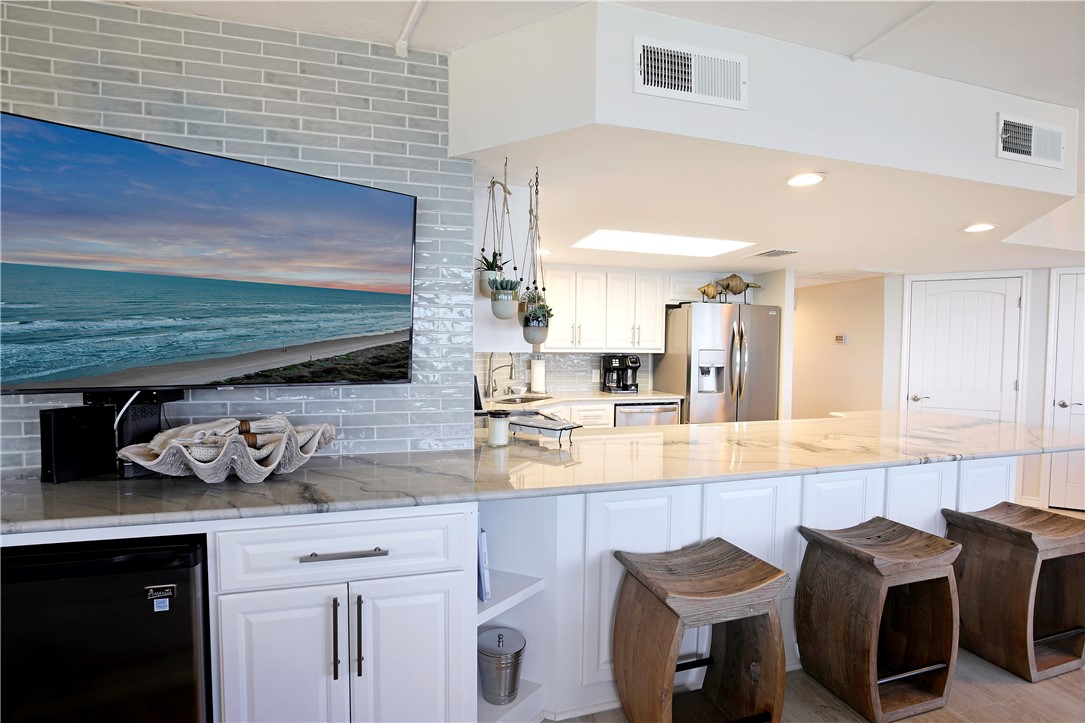 6745 Seacomber Drive 1102 Port Aransas TX 78373