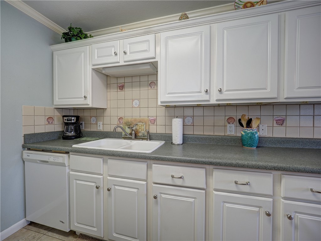 15005 Windward Drive 111 Corpus Christi TX 78418