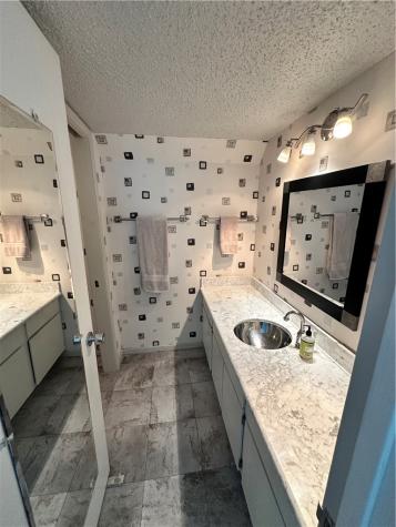 3402 Ocean Drive 4 Corpus Christi TX 78411
