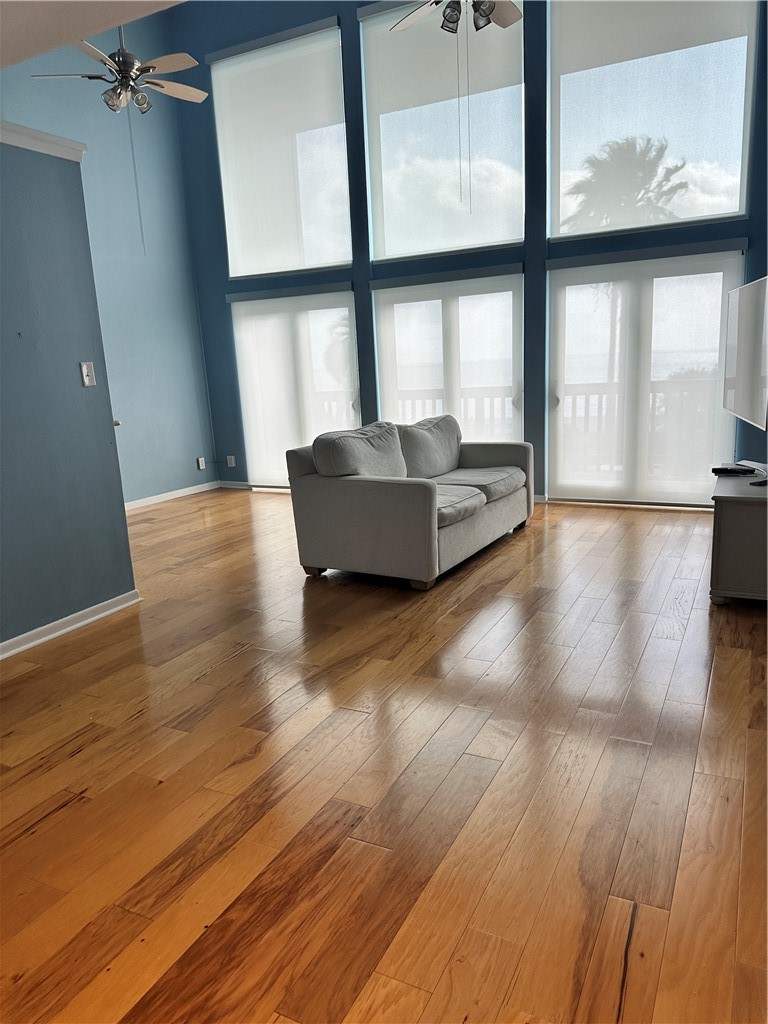 3402 Ocean Drive 4 Corpus Christi TX 78411