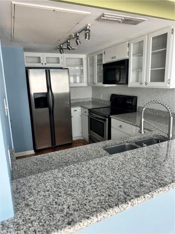 3402 Ocean Drive 4 Corpus Christi TX 78411