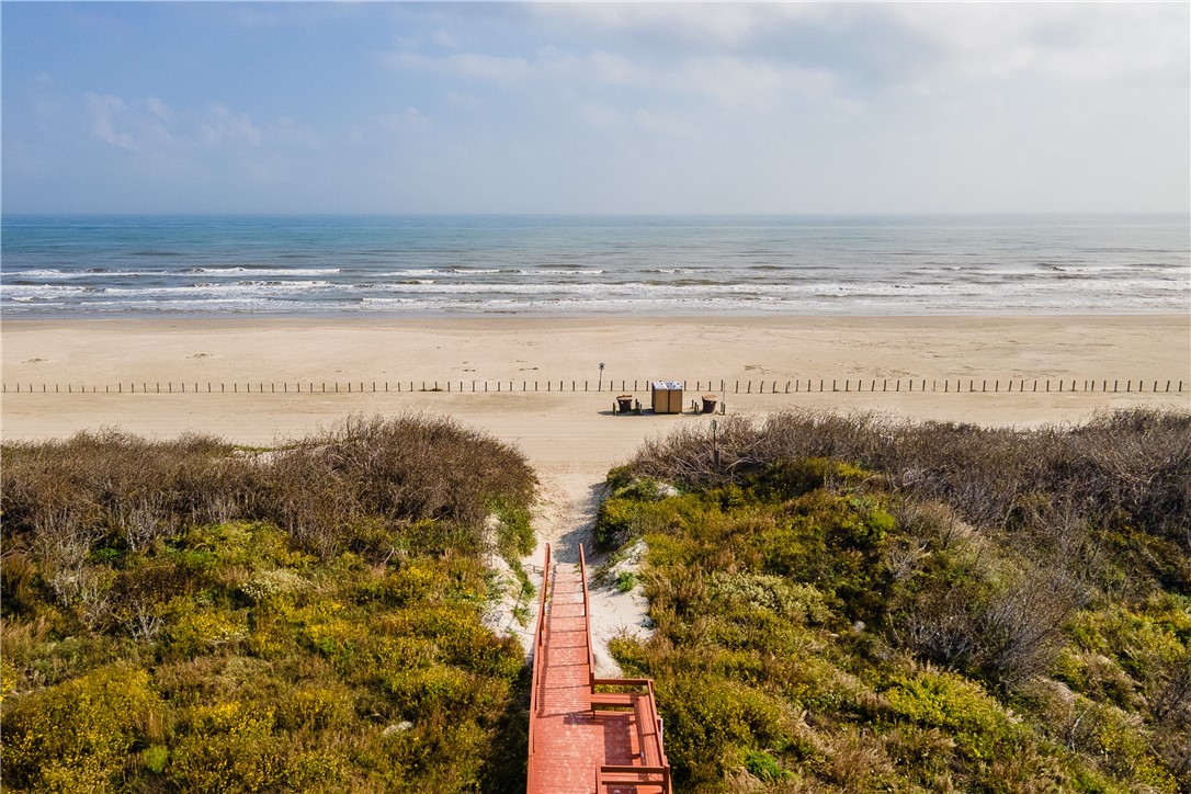 700 Island Retreat Road 14 Port Aransas TX 78373